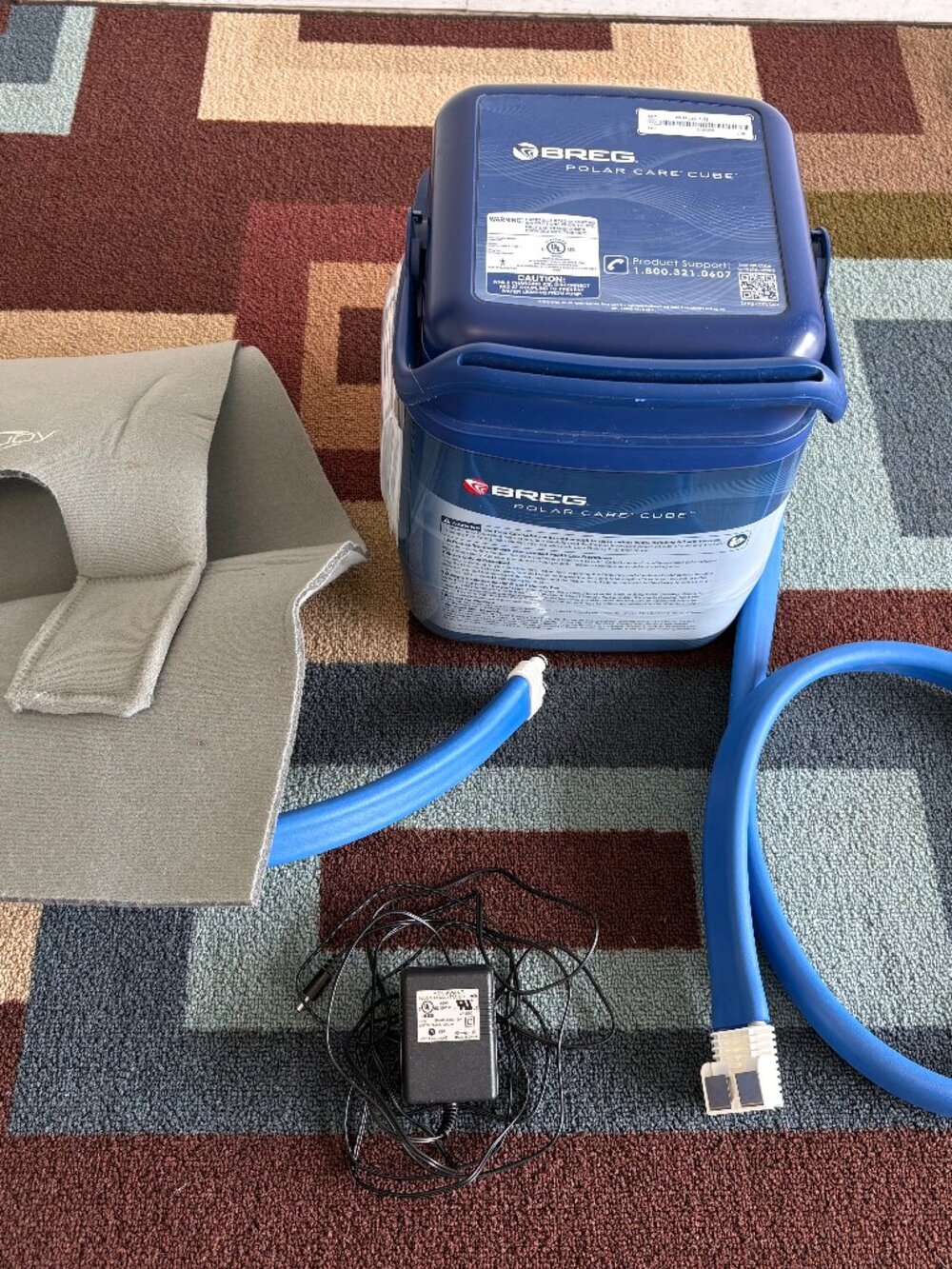 Breg Polar Care Cube cold therapy with pad, power supply Model 10701